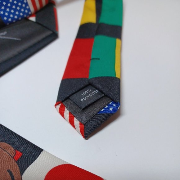St Jude Childrens Research Hospital International Flags Novelty Tie Necktie - Picture 5 of 6